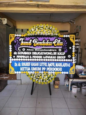 Papan Bunga di Jatingaleh Candisari
